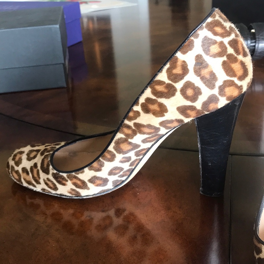 👑Leopard Print Manolos - Picture 2 of 4